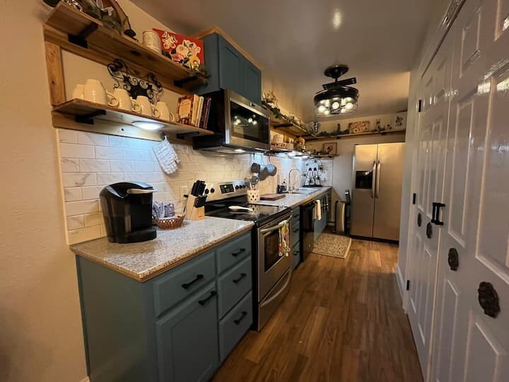 Building Photo - 12102 Carriage Ct SE