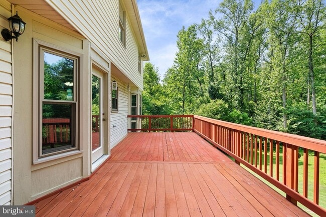 Building Photo - 127 Pilgrim Cove