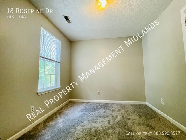 Building Photo - 18 Rosepine Dr