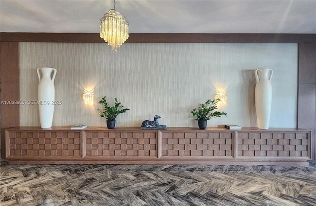 Building Photo - 5401 Collins Ave