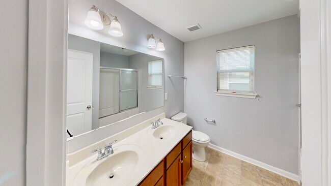 Building Photo - 16126 Long Talon Way