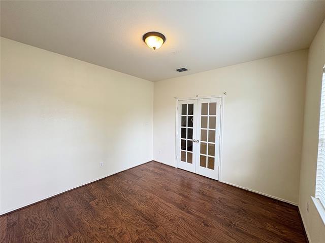 Building Photo - 1010 Utopia Ln