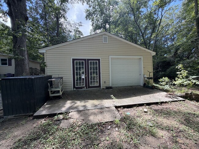 Building Photo - 5545 Old Winnsboro Rd
