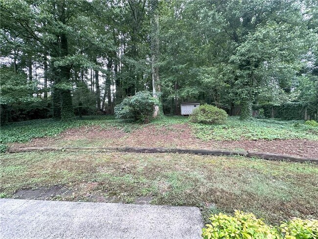 Building Photo - 1015 Allenbrook Ln