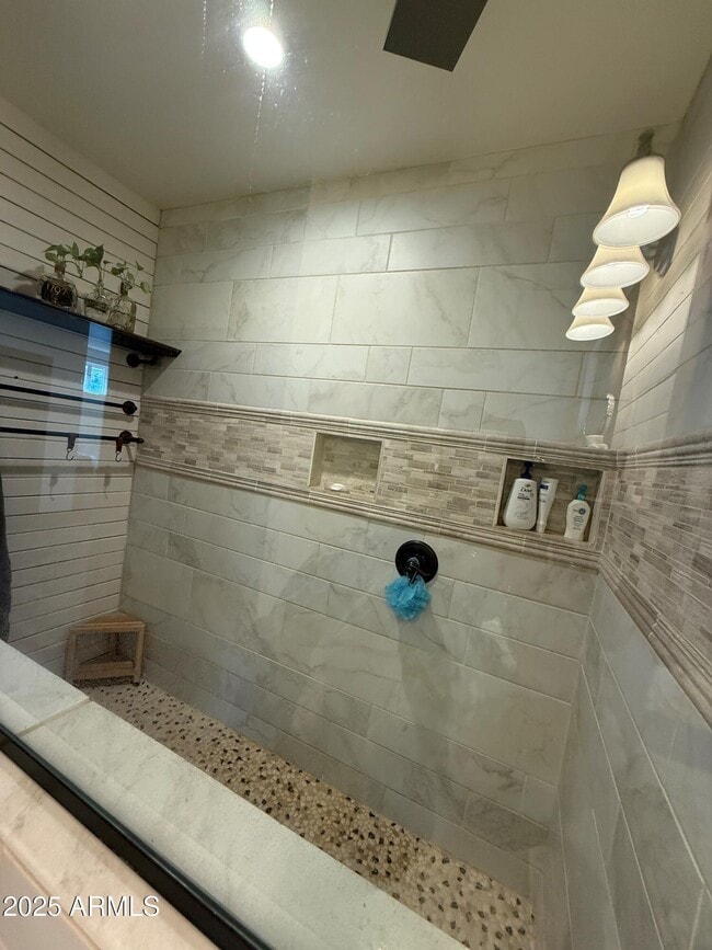 Building Photo - 3053 S Oraibi Ovi