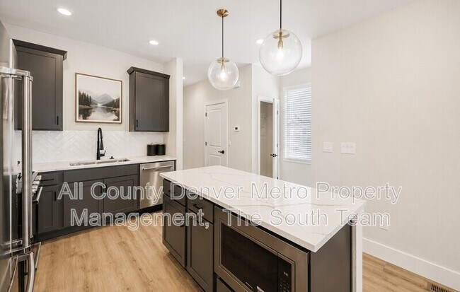 Building Photo - 15312 W 69th Dr