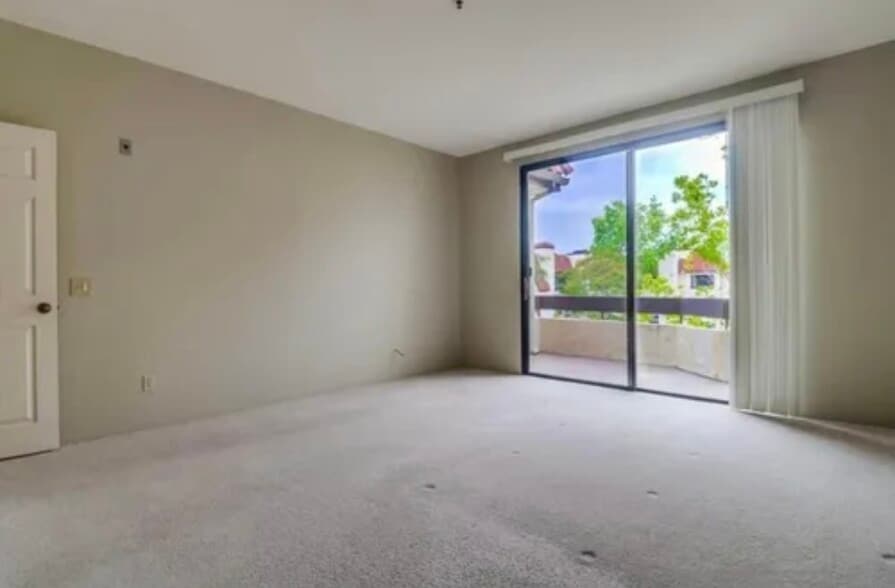 Building Photo - 5895 Friars Rd