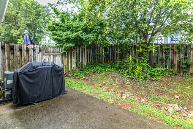 Building Photo - 1315 Lucy Way
