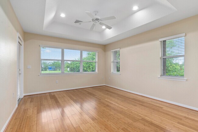 Building Photo - 1802 E Sanderling Ln