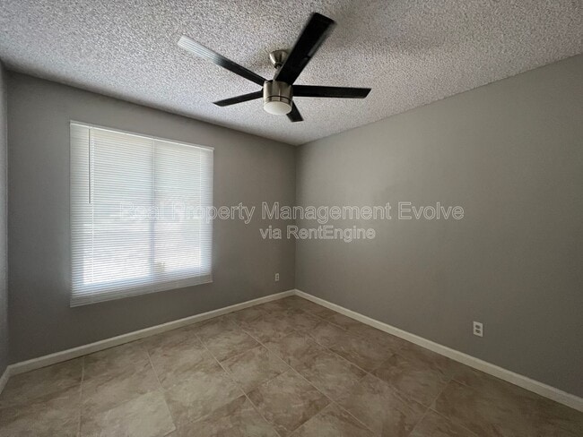 Building Photo - 6521 W Palo Verde Ave