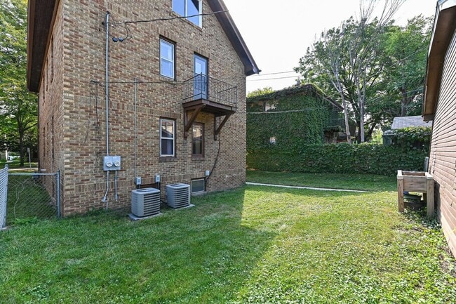 Building Photo - 3145-3147 N 50th St.,