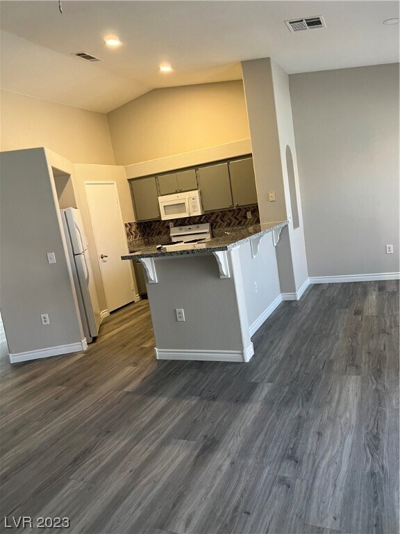 Building Photo - 6201 E Lake Mead Blvd