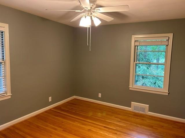 Building Photo - 2798 Glenbriar Dr NE