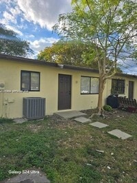 Building Photo - 28055 SW 143rd Ct