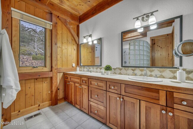 Building Photo - 54 Bennington Ct