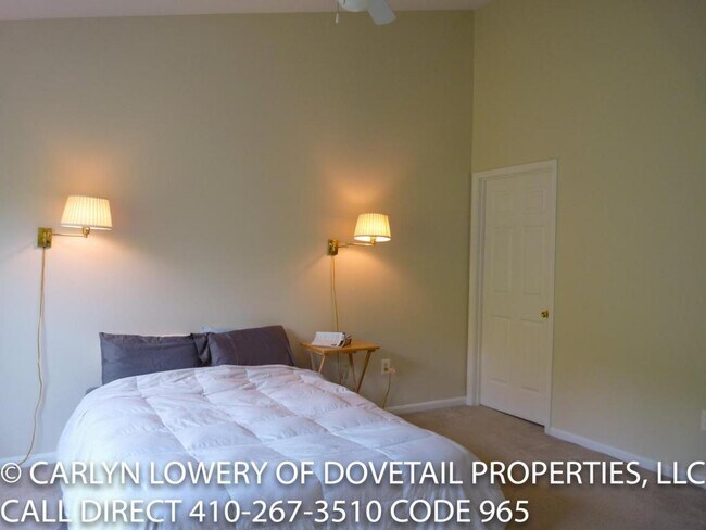 Building Photo - 2327 Sandy Walk Way