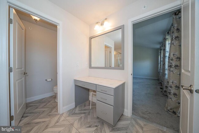 Building Photo - 3701 Parris Blvd