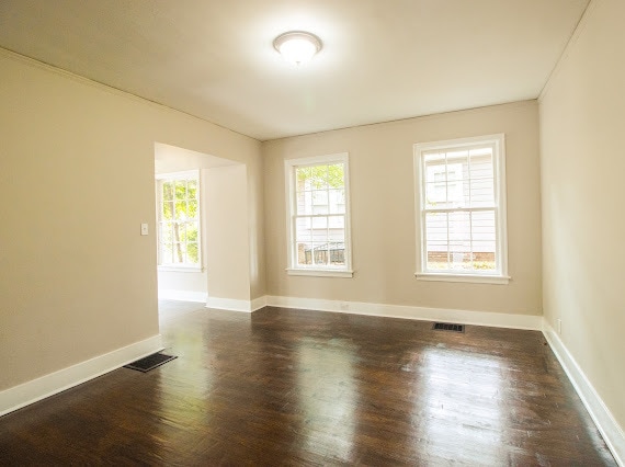 Building Photo - 1632 43rd Pl