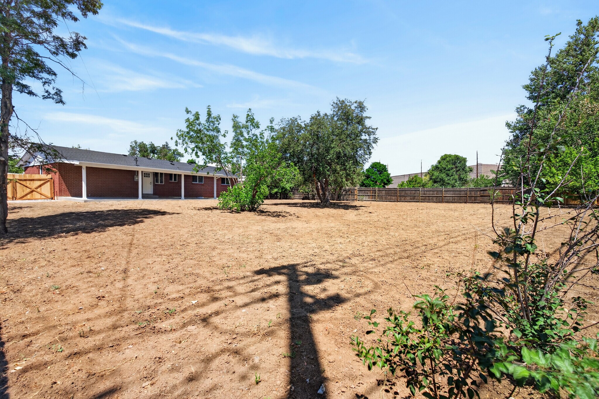 Building Photo - 8596 Sheridan Ct