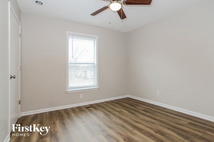 Building Photo - 15133 S Navaho Dr