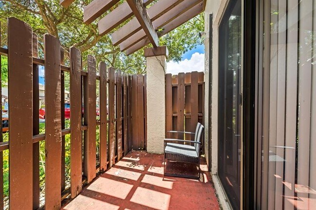 Building Photo - 4902 NW 82nd Ave