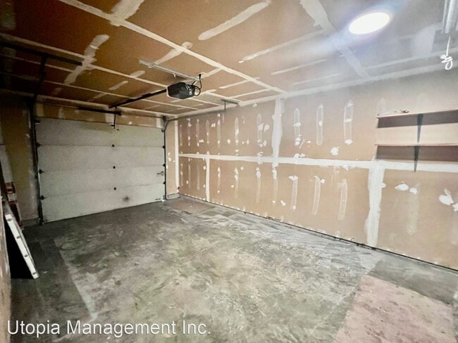 Building Photo - 2 br, 1 bath House - 2765 SW Hewitt Place