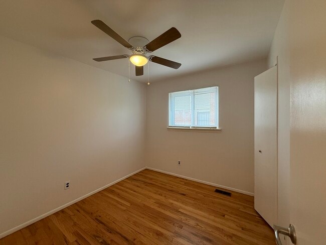 Building Photo - 4047 Burton St
