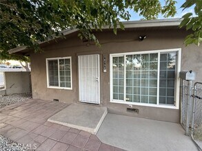 Building Photo - 16736 Verde St