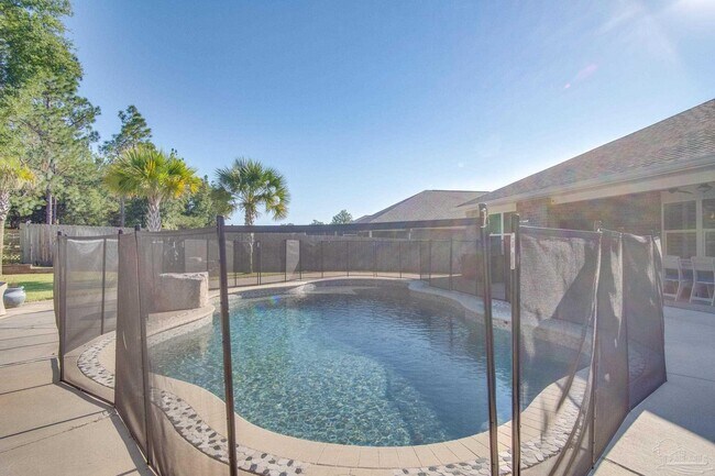 Building Photo - 4668 Red Oak Dr