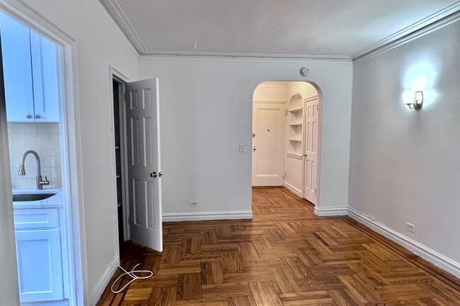 Floorplan - 116 Seaman Avenue