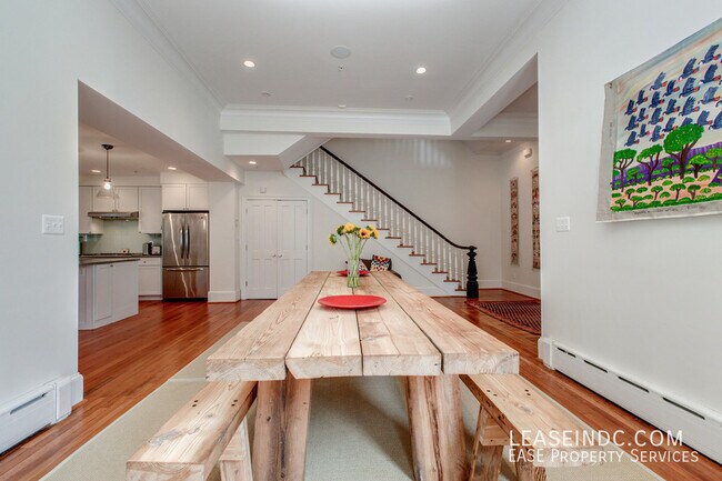 Building Photo - 1903 3rd St NW