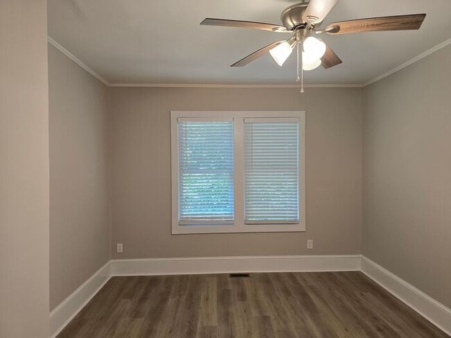 Building Photo - Stunning Renovated Home with Owner Financi...