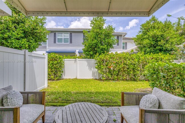 Building Photo - 4921 Pointe Midtown Way