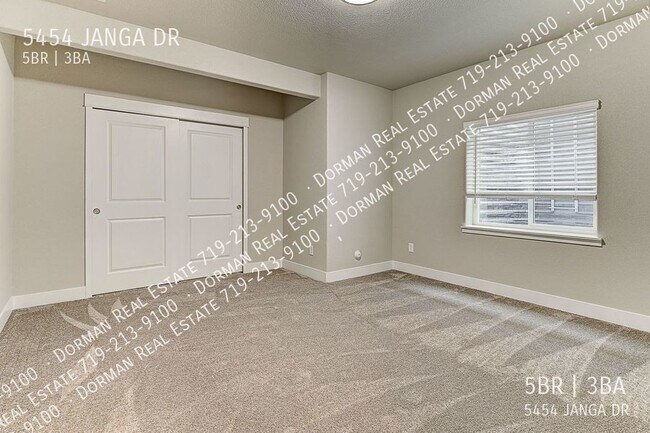 Building Photo - 5454 Janga Dr