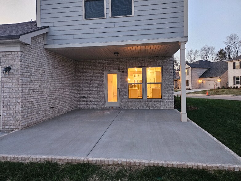Building Photo - 1313 Kettlehook Ln