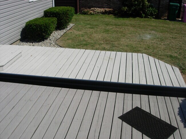 Building Photo - 150 Hillshafer Dr