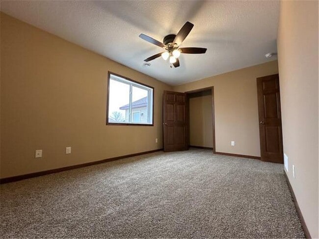 Building Photo - 1560 Gray Fox Dr NE