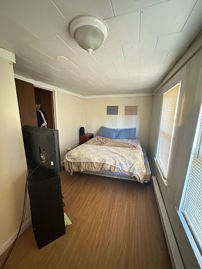 Building Photo - 18 Penobscot St