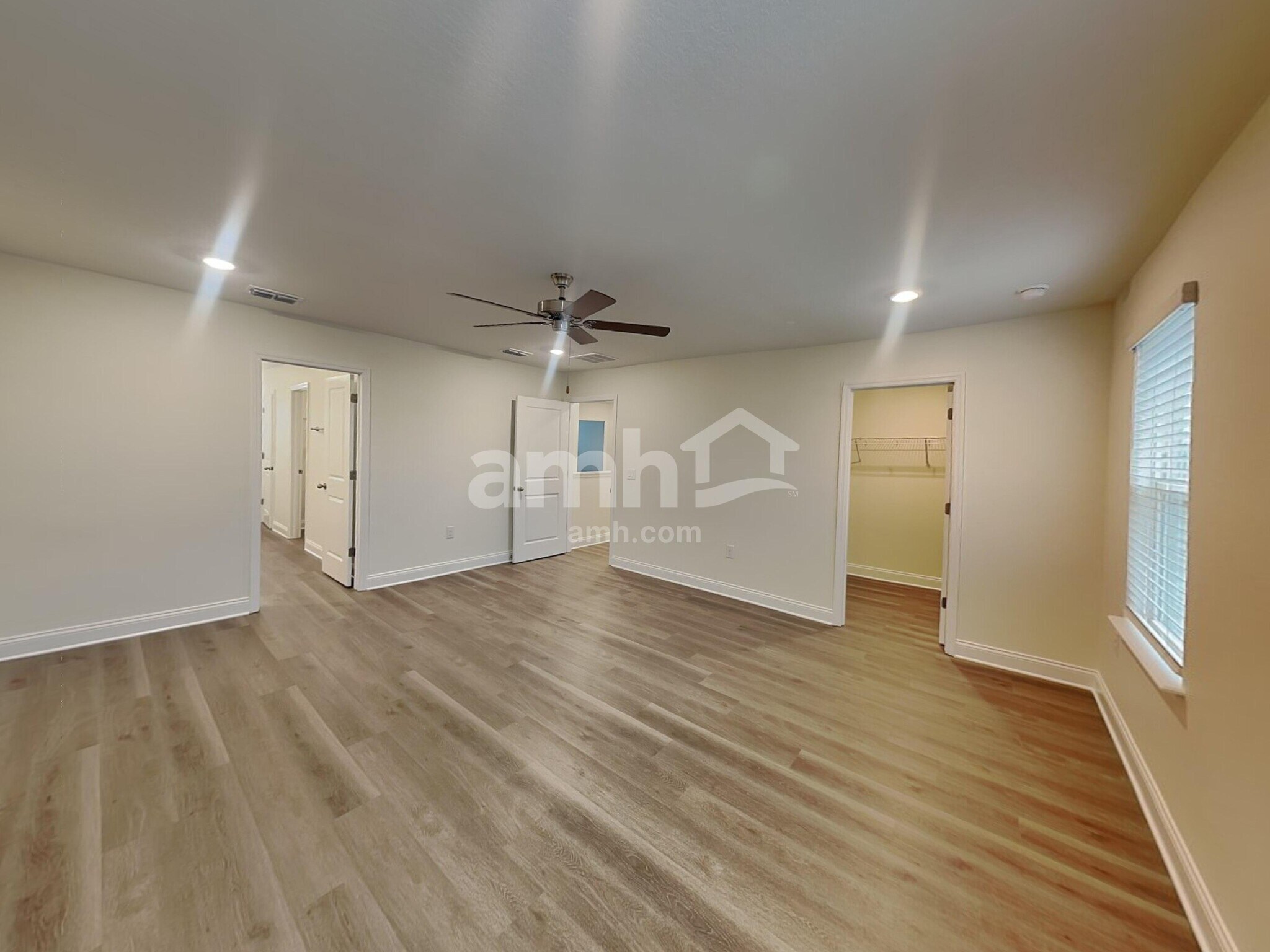 Building Photo - 5978 River Farm Ave