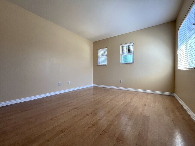 Building Photo - 6079 Paseo Pradera