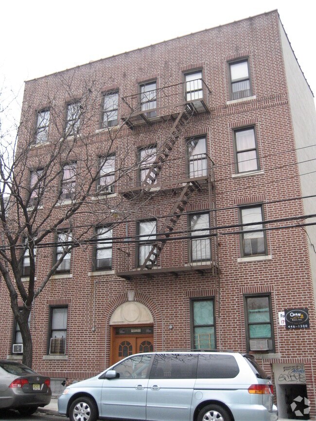 4053 61st St 4053 61st St Woodside NY 11377 Apartment Finder