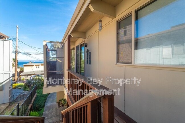 Building Photo - 635 Grace St