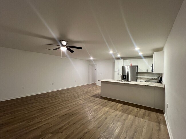 Building Photo - 174 S Spring View Dr