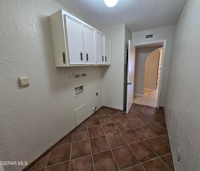 Building Photo - 316 Barbaree Dr