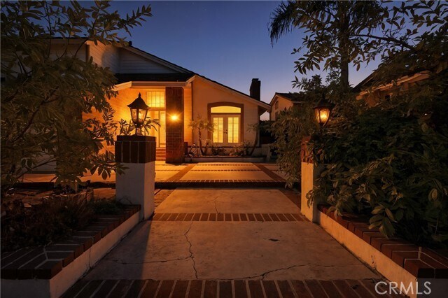 Building Photo - 28241 San Marcos