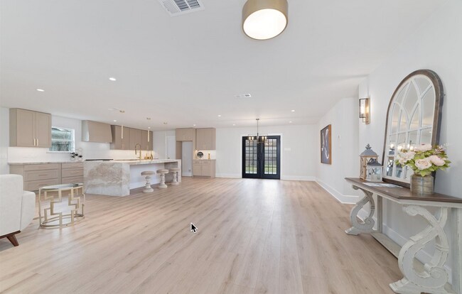 Building Photo - 1830 Locksford St