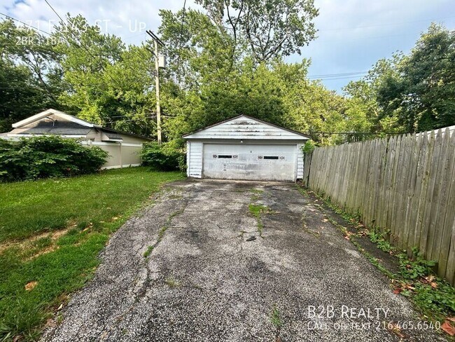 Building Photo - 471 E 143rd St