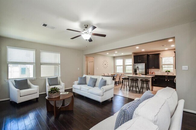 Building Photo - 1627 Summer City Dr