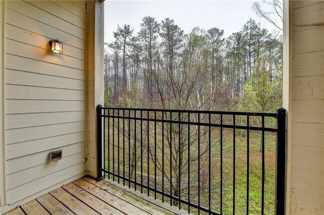 Building Photo - 2405 Tenor Ln