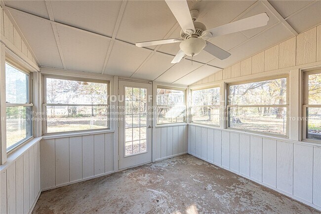 Building Photo - 1265 AR-45